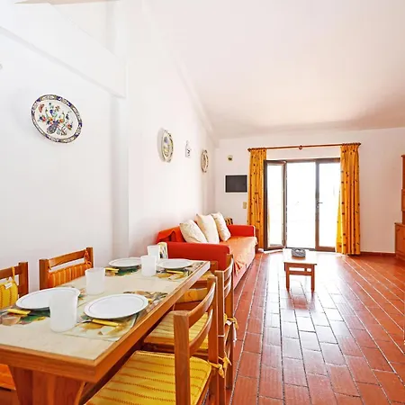 B71 - Pipas House In *