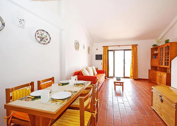 B71 - Pipas House In *