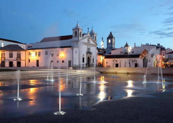 B71 - Pipas House In *