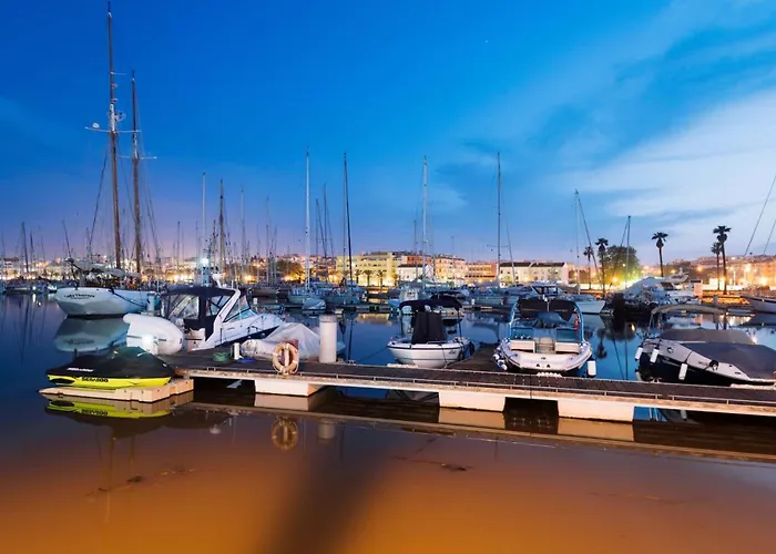 B71 - Pipas House In * Lagos